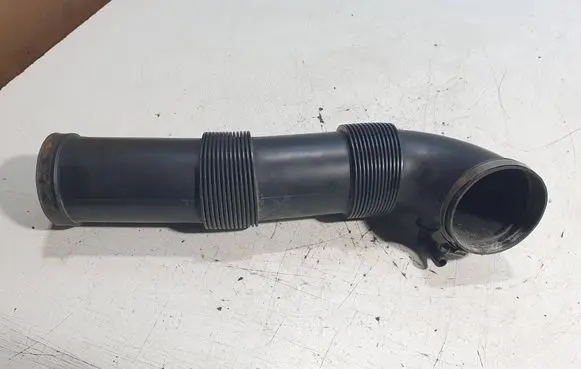 Porsche Cayenne (9PA) Air intake hose/pipe 7L5128684A