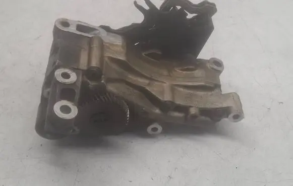 BMW 3 E90 E91 Oil pump 7544555 7507551