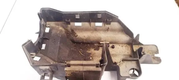 Volvo V70 Fuse box cover 9452547