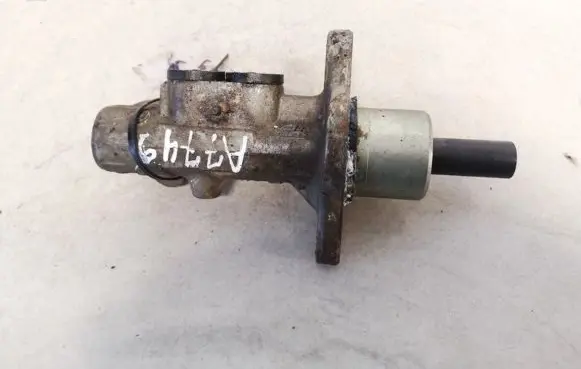 Volkswagen PASSAT B4 Master brake cylinder