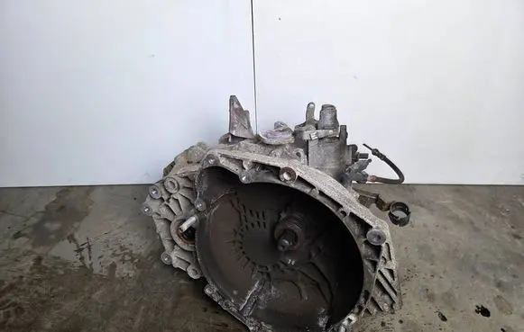 Opel Insignia A Manual 6 speed gearbox 55583502