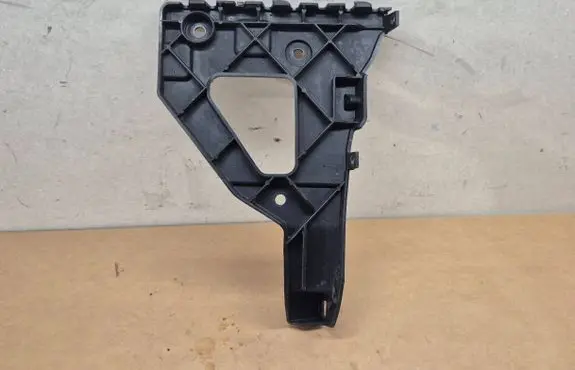 Audi A6 S6 C6 4F Front bumper mounting bracket 13672 4F0807227