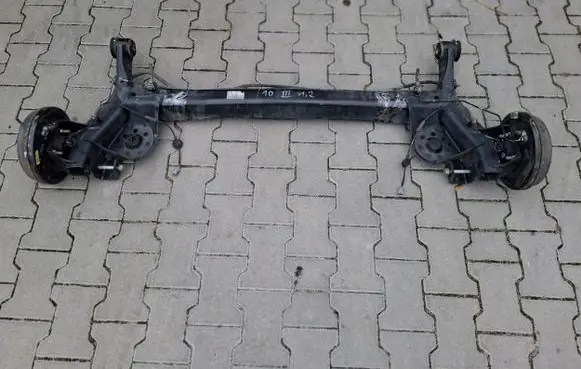 Hyundai i10 Rear axle beam with reductor 9327647853242