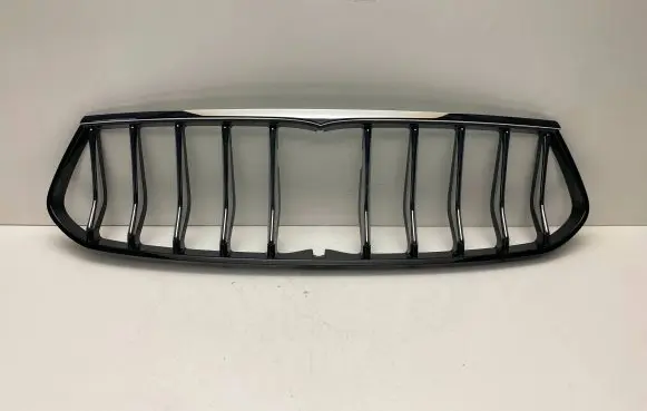 Maserati Ghibli Front bumper upper radiator grill 670097576
