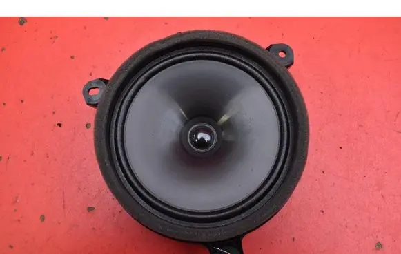 Toyota Yaris Cross Subwoofer speaker 861600D450