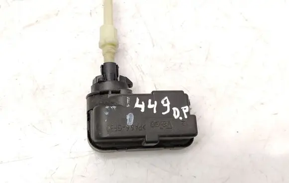 Peugeot 307 Headlight level adjustment motor 