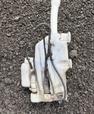 Opel Insignia A Windshield washer fluid reservoir/tank 13240935
