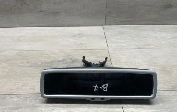 Rear view mirror (interior)