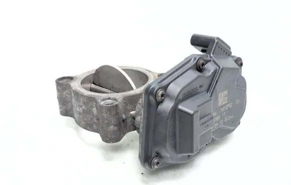 BMW 1 F20 F21 Throttle valve 7810752 13547810752