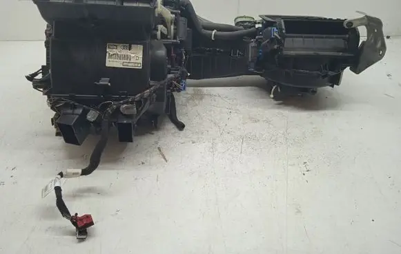 Audi A4 S4 B6 8E 8H Interior heater climate box assembly 8E1820005C