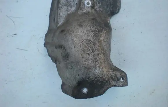 Alfa Romeo 156 Heat shield in engine bay 