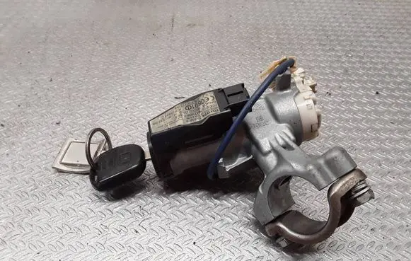 Toyota Corolla E120 E130 Ignition lock 450201212 1020