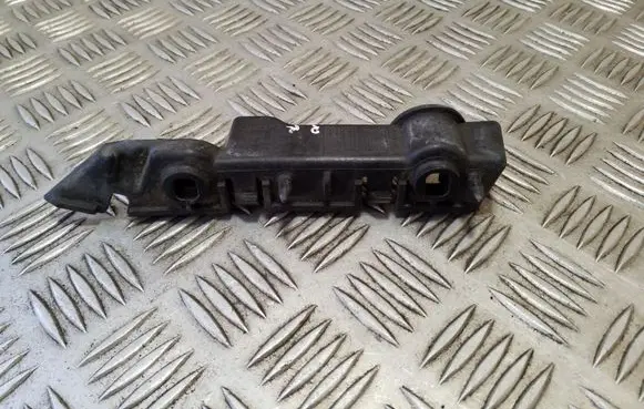 Audi A5 Sportback 8TA Front bumper mounting bracket 8T0807284C