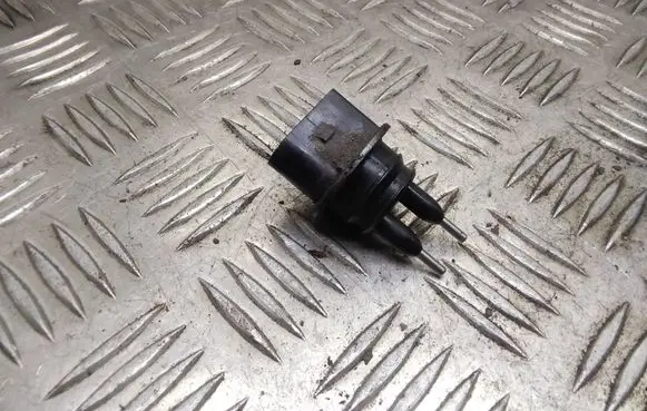 Volkswagen Sharan Windshield washer fluid level sensor 7M0919376
