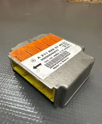 Mercedes-Benz E W212 Airbag control unit/module A2118205785 500308290679 D6V3H29AM6X