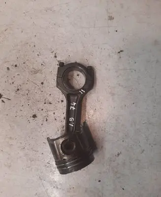 Renault Scenic I Piston with connecting rod