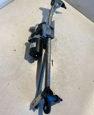 BMW 1 E81 E87 Front wiper linkage and motor 7193037