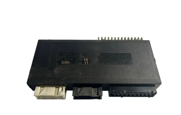 BMW 5 E39 Comfort/convenience module 61358372143 8372143