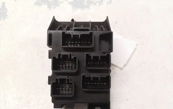 Toyota Avensis T250 Positive wiring loom 8273405030