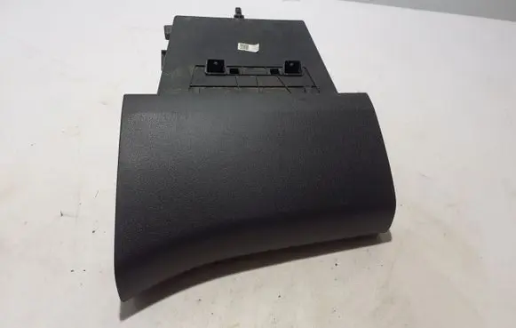 Opel Combo E Glove box 9817994777
