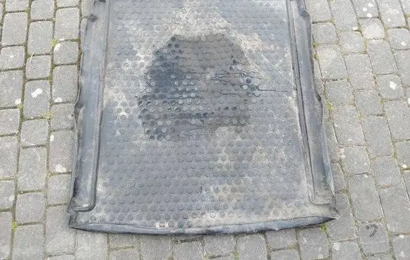 Volkswagen PASSAT B6 Rubber trunk/boot mat liner 54160