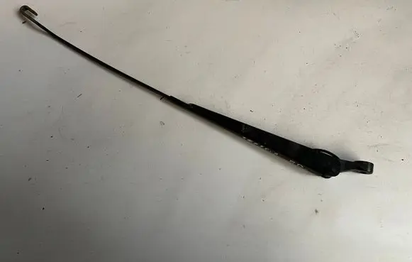 Ford Scorpio Front wiper blade arm 92GG17526B1A