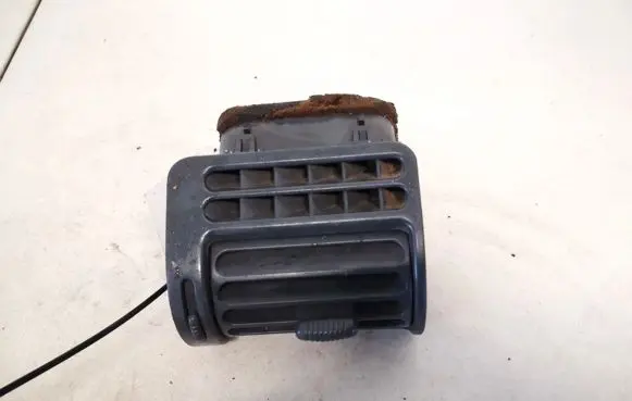 Peugeot 806 Dash center air vent grill 1461979077