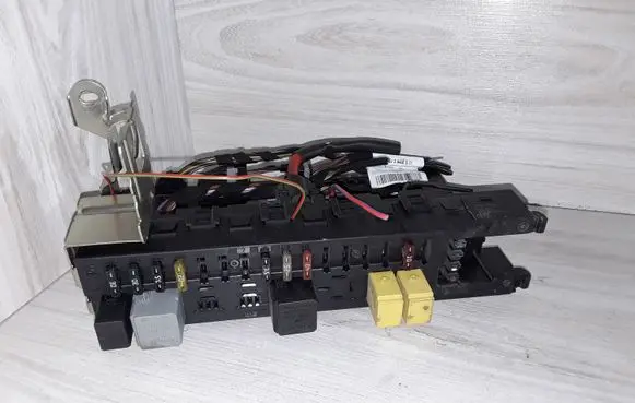 Mercedes-Benz C W203 Fuse module 5DK00797430 0035455101