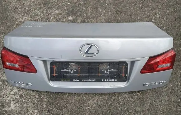 Lexus IS 220D-250-350 Tailgate/trunk/boot lid sidabrinis
