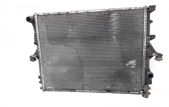Audi Q7 4L Coolant radiator 7l6121253b