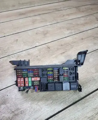 Mercedes-Benz ML W164 Fuse module A1645451740