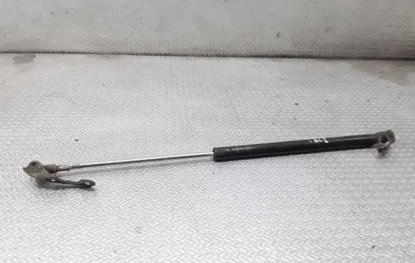 Toyota Yaris Tailgate/trunk strut/damper 