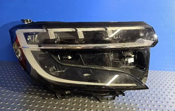 Renault Austral Headlight/headlamp 260100543R