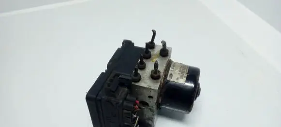 Ford Focus ABS Pump 2M512M110EE 10020404024 10092501193