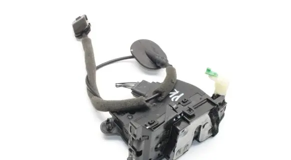 Renault Zoe Coupe door lock (next to the handle) 805034985R