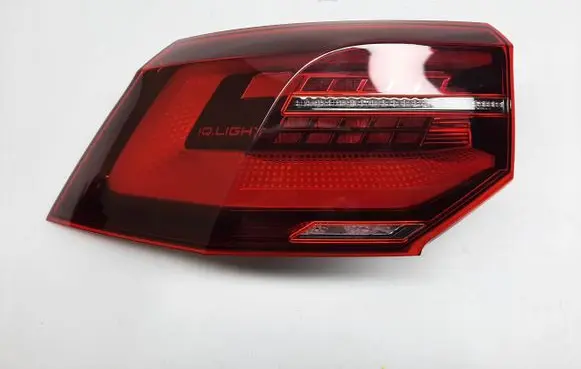 Volkswagen Golf VIII Rear/tail lights 5H0945207A