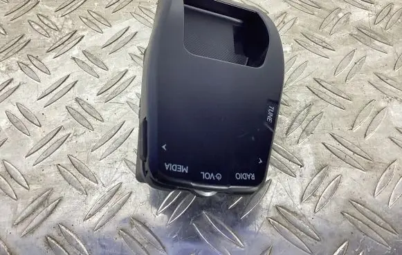 Lexus UX Head unit multimedia control 75K603