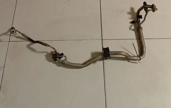 Ford Grand C-MAX Air conditioning (A/C) pipe/hose 