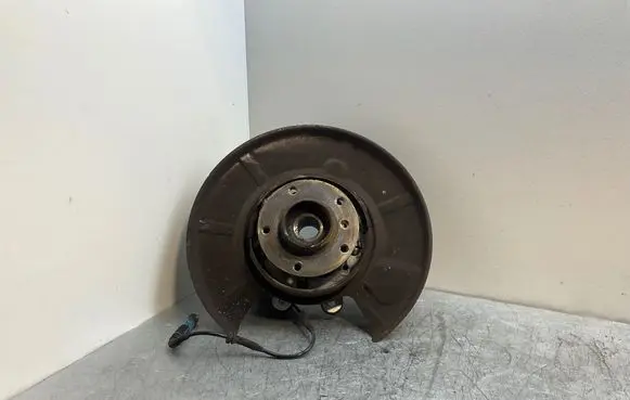 BMW 6 E63 E64 Rear wheel hub 