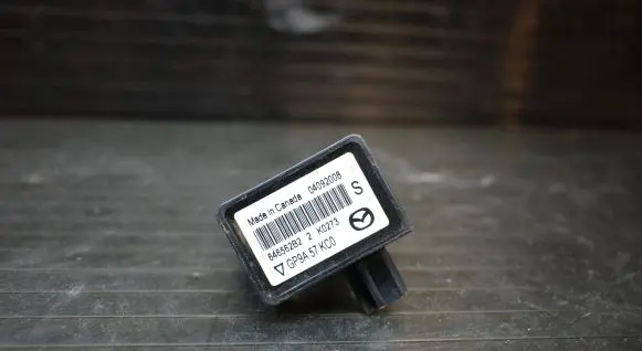 Mazda CX-7 Airbag deployment crash/impact sensor GP9A57KC0