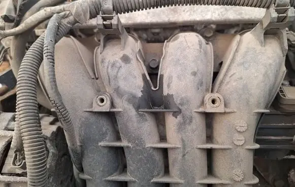 Mitsubishi Colt Intake manifold