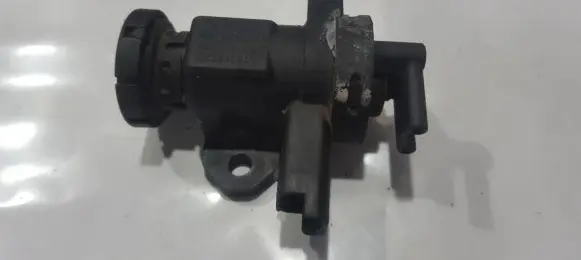 Citroen C5 Turbo solenoid valve 9635704380 0928400414