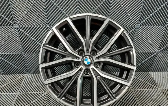 BMW X1 U11 R18 alloy rim 6891179 36116891179