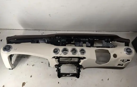 Mercedes-Benz S C217 Dashboard