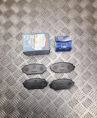Mazda MX-5 NB Miata Brake pads (rear) 605979