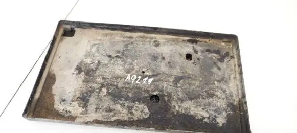 Battery box tray