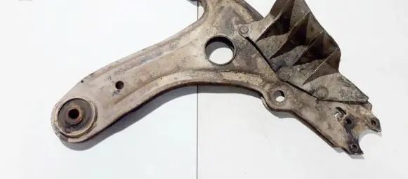 Volkswagen Golf III Front lower control arm/wishbone