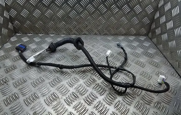 Nissan Qashqai+2 Rear door wiring loom 24126JD00B