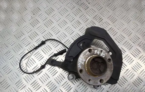 Smart ForFour II W453 Front wheel hub