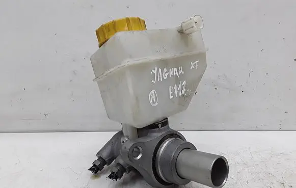 Jaguar XF Master brake cylinder 033508-86961